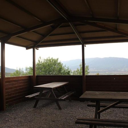 Albergue Restaurante De Artieda Bagian luar foto