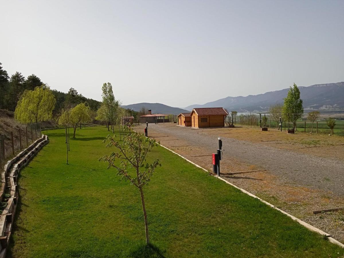 Albergue Restaurante De Artieda Bagian luar foto